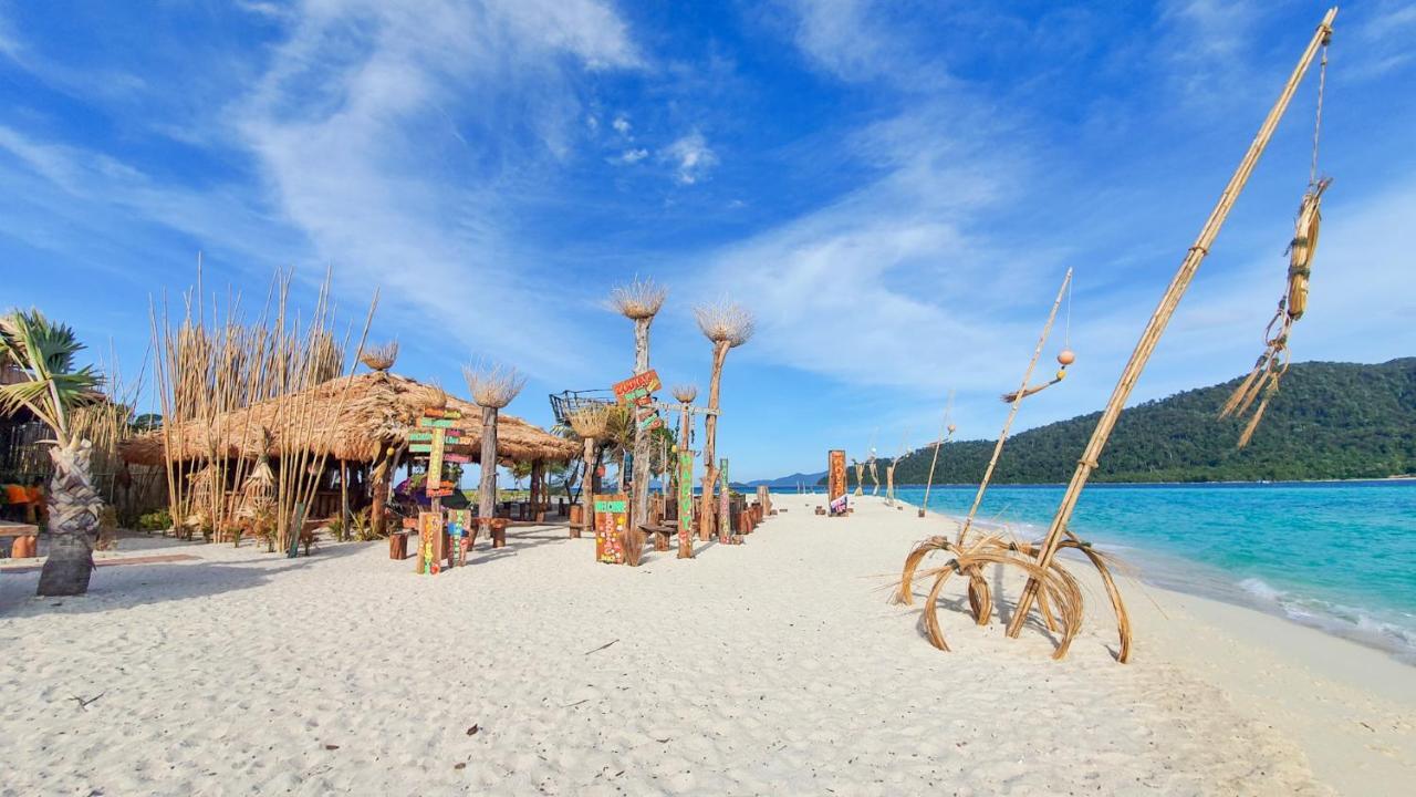 Zodiac Seesun Resort Koh Lipe Exterior photo